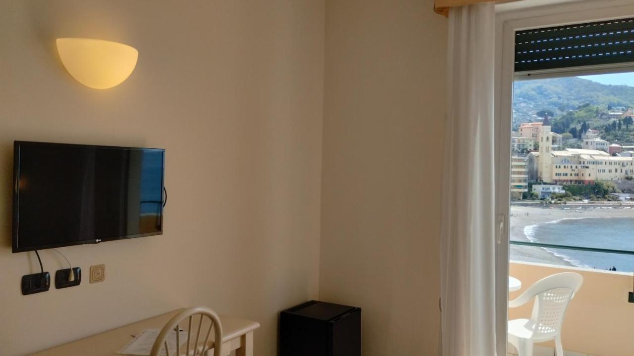 Hotel Elena Recco Bagian luar foto