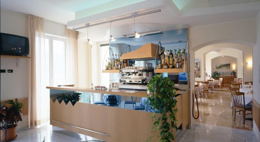Hotel Elena Recco Bagian luar foto