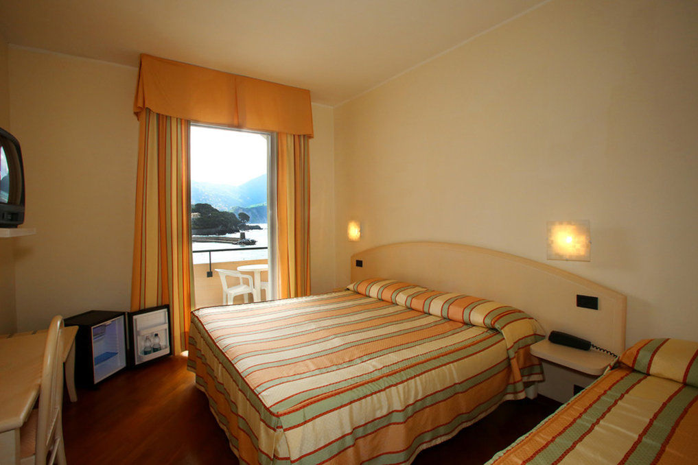 Hotel Elena Recco Bagian luar foto