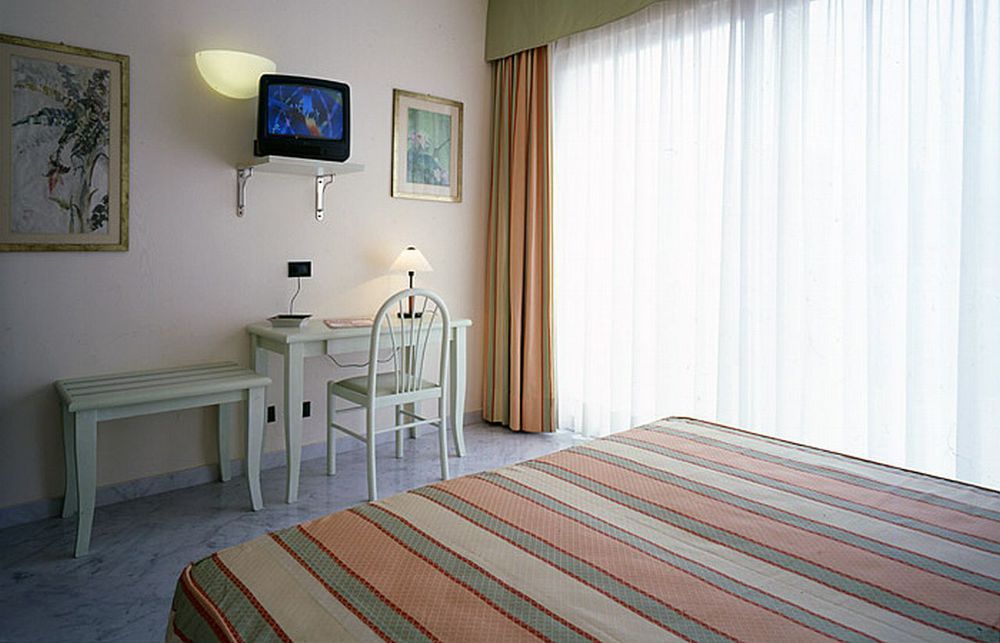 Hotel Elena Recco Bagian luar foto